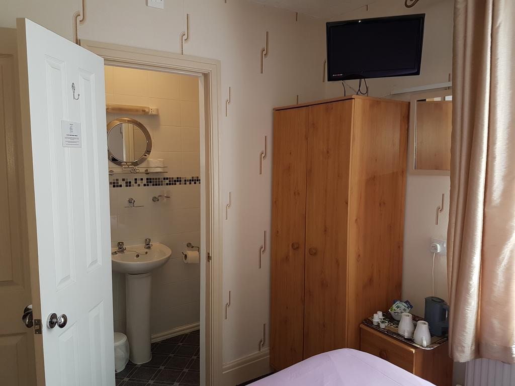 Kings Court Families & Couples Bed & Breakfast Blackpool Eksteriør bilde