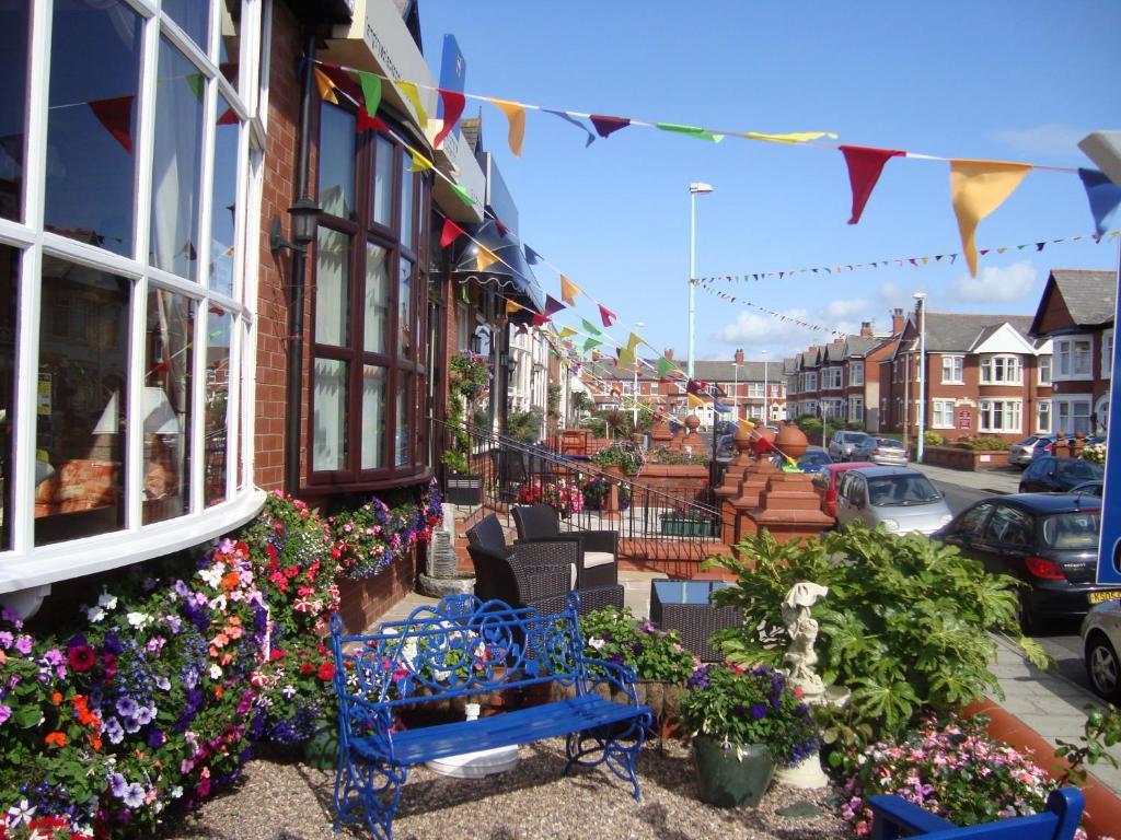 Kings Court Families & Couples Bed & Breakfast Blackpool Eksteriør bilde