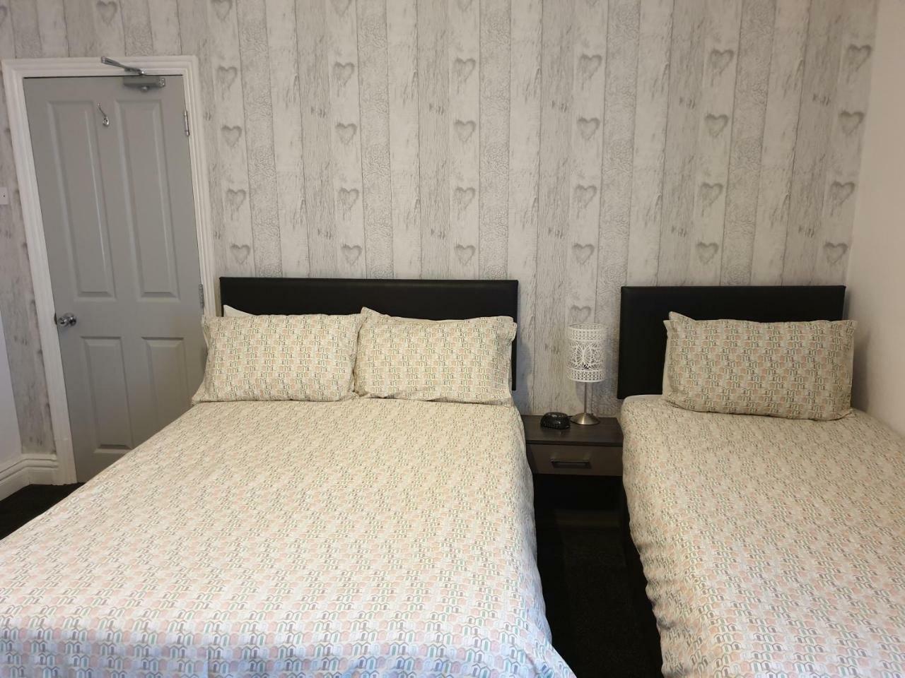 Kings Court Families & Couples Bed & Breakfast Blackpool Eksteriør bilde